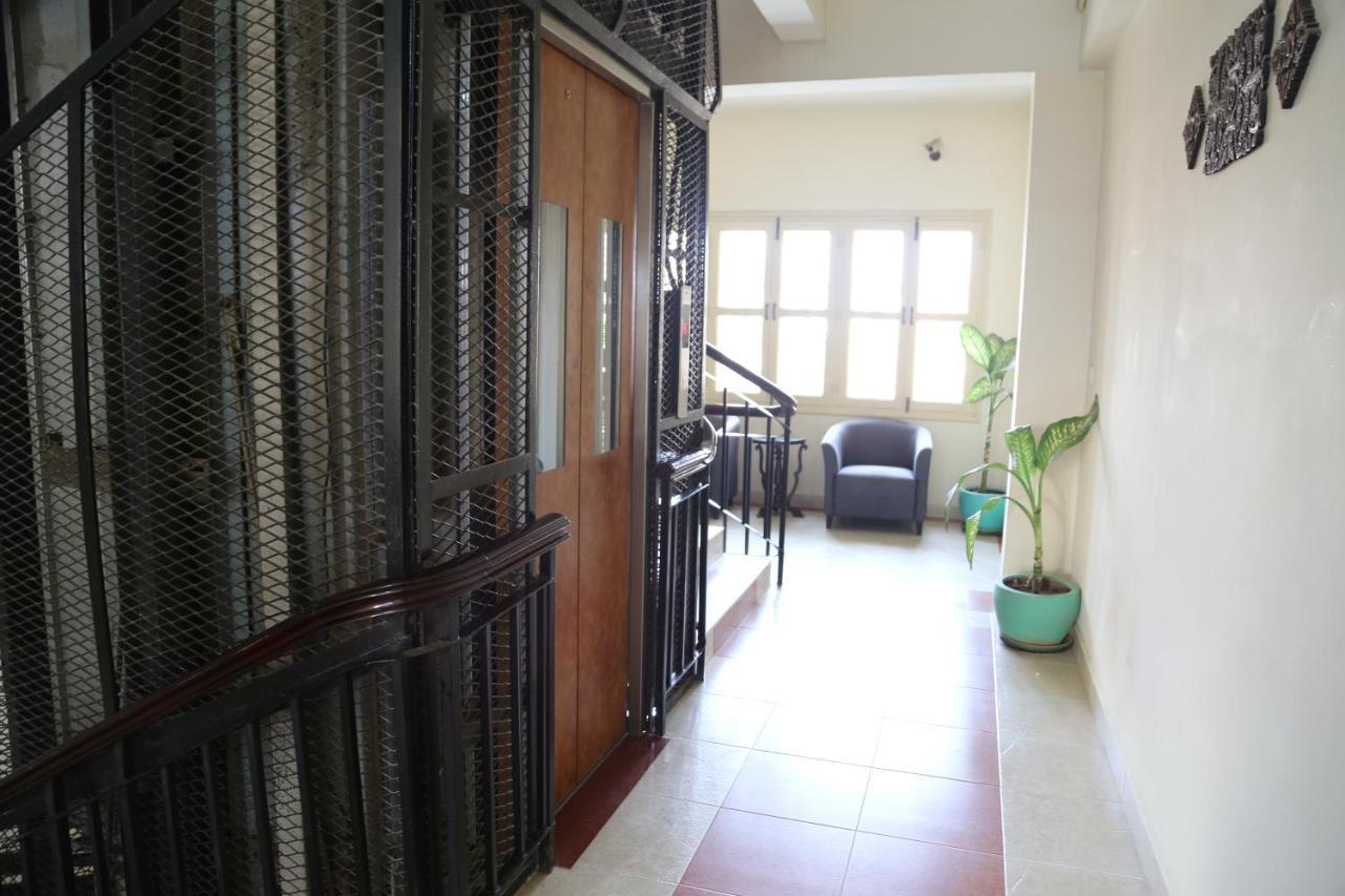 Grand Residence Phnom Penh Exterior photo