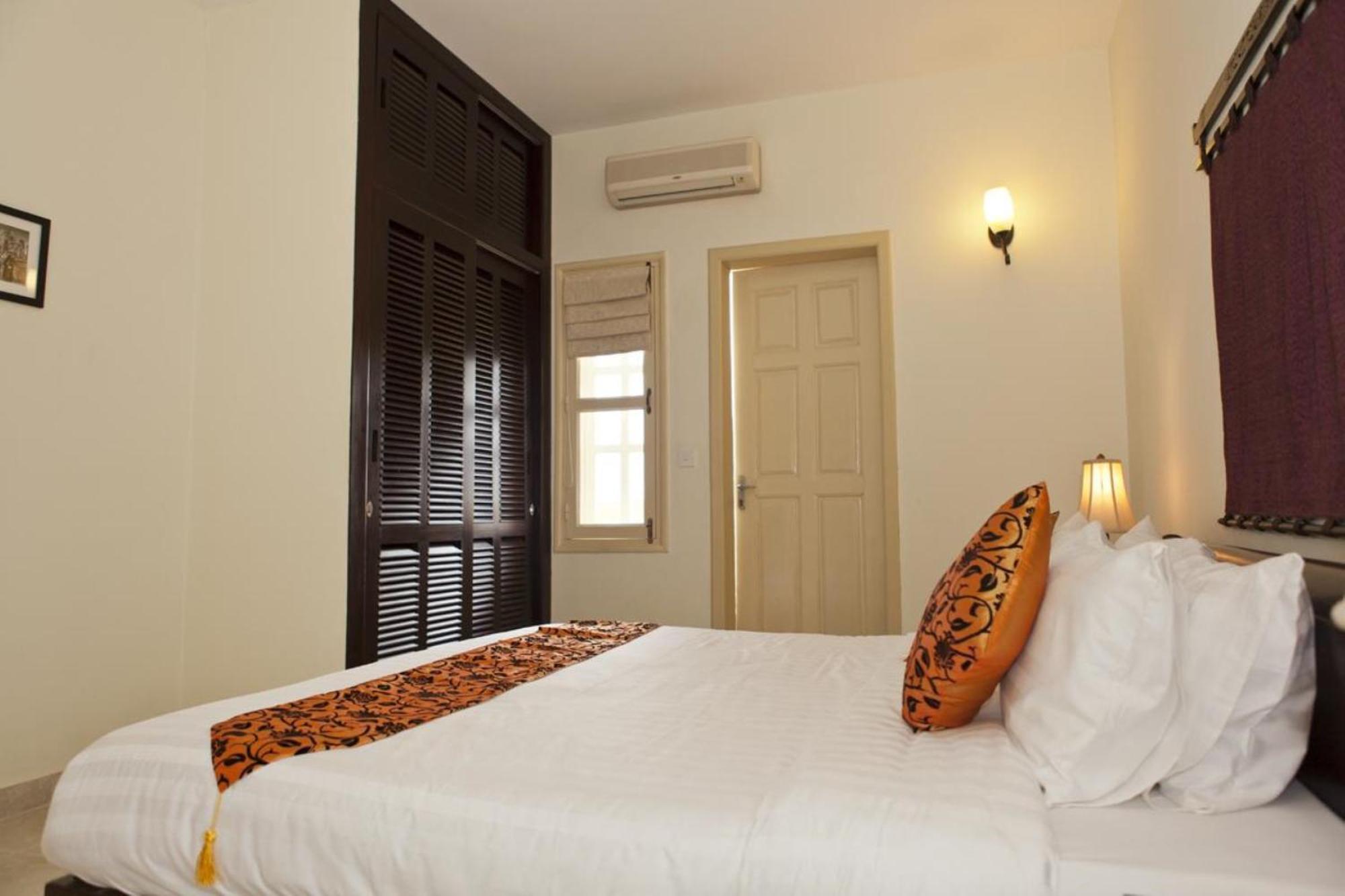 Grand Residence Phnom Penh Exterior photo