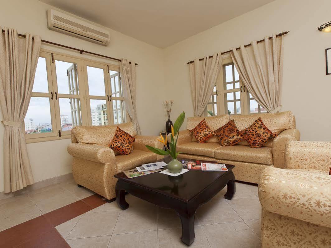 Grand Residence Phnom Penh Exterior photo